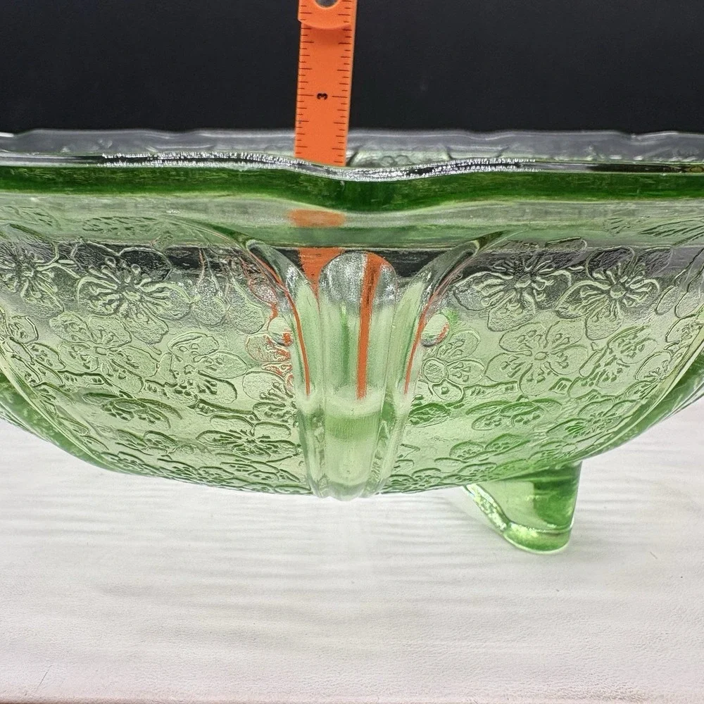 Vintage Uranium Vaseline Glass Bowl 10